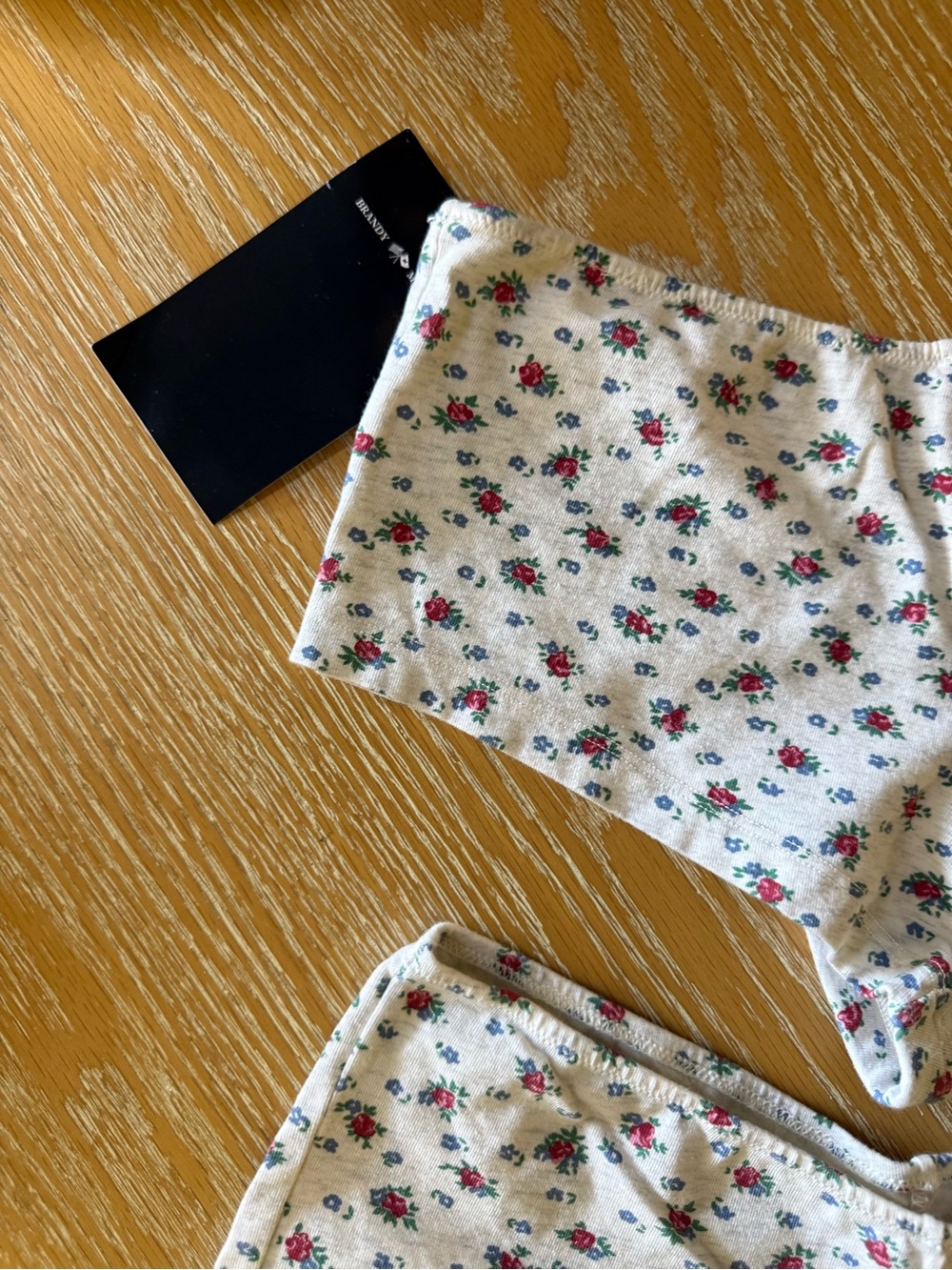 Brandy Melville NWT 2 pair Set Lot Cotton Underwear/ Boy Short Floral One Size - Picture 6 of 6